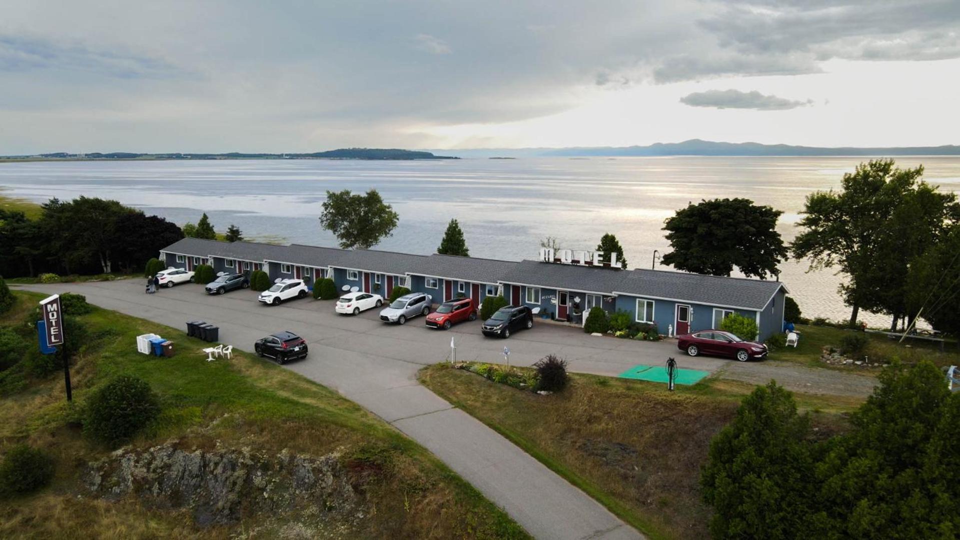 Motel Cap Blanc カムラスカ エクステリア 写真